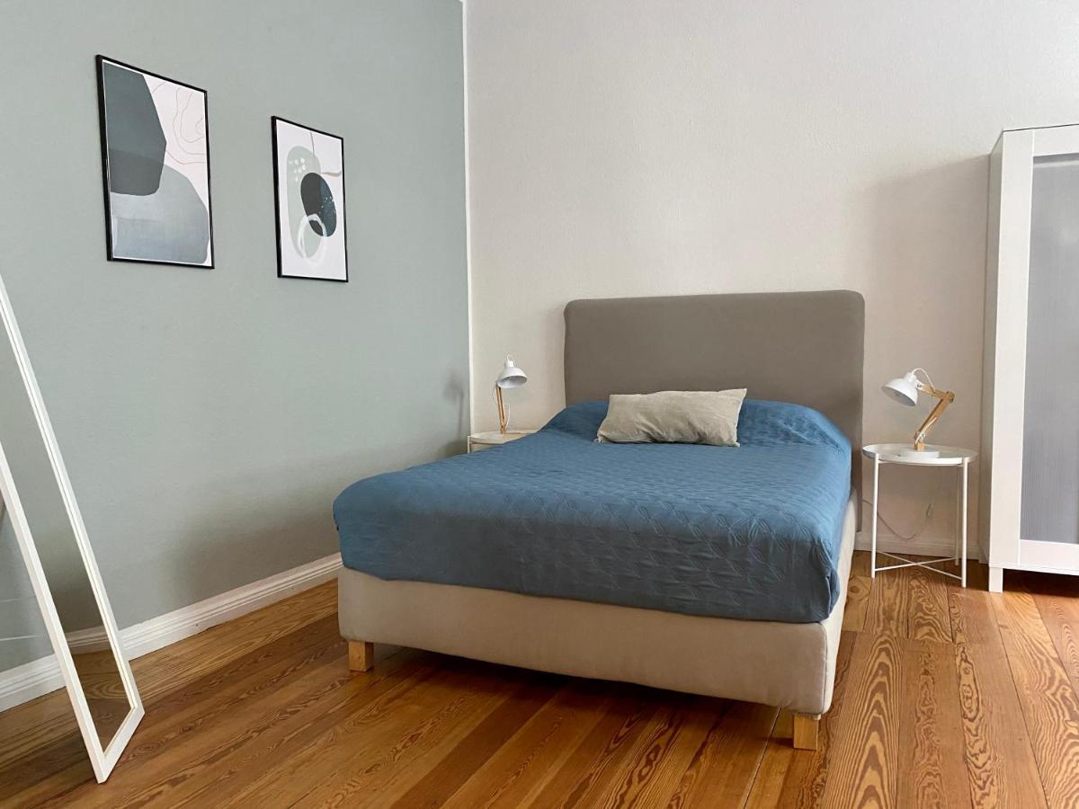Zentrumsnahe Schoene Altbauwohnung Bis 4 Personen เฟลนส์บวร์ก ภายนอก รูปภาพ